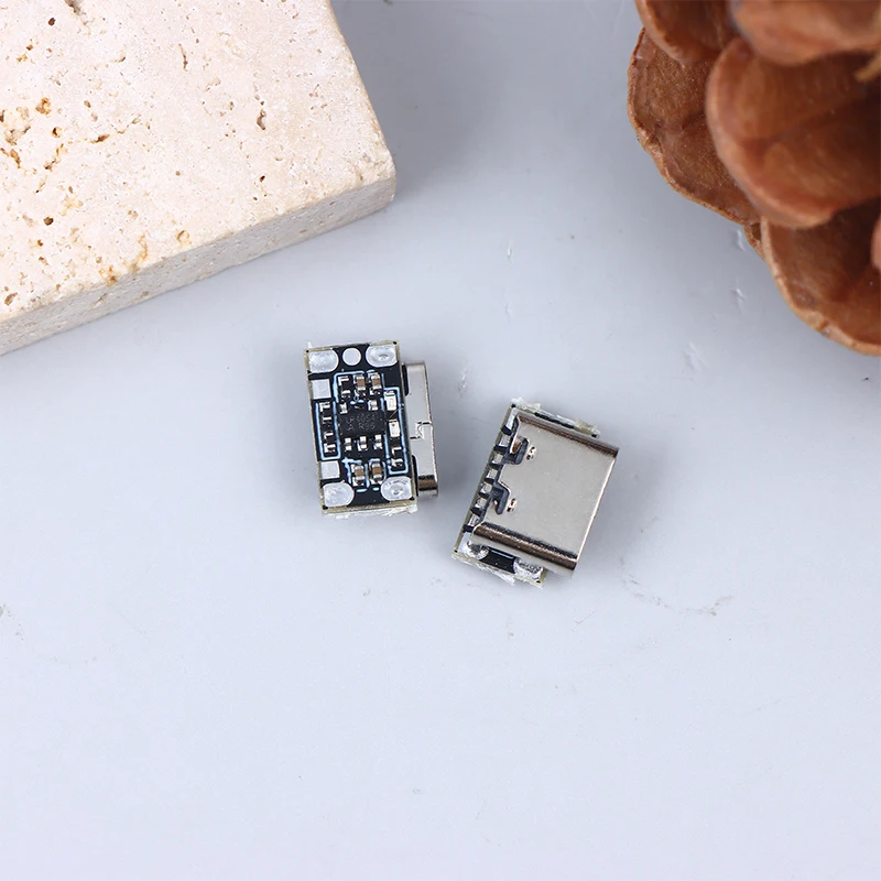 

10-Piece Mini 3.7V/4.2V Lithium Battery Charging & Protection Board For 18650 Cells — USB-C Interface