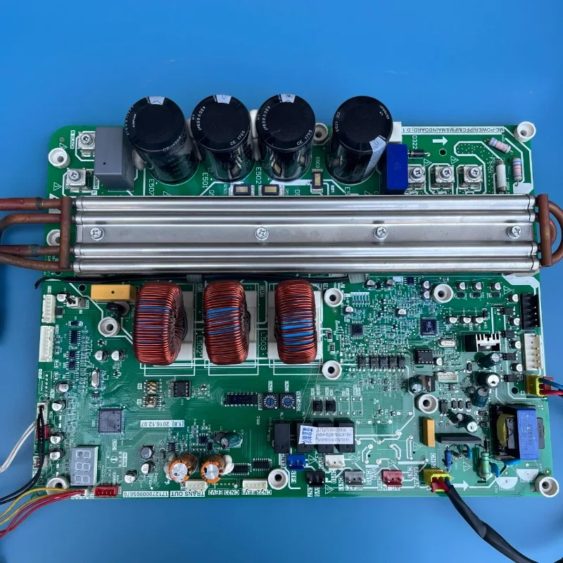 

Parts Applicable to 17127000005936 Applicable to Midea central air conditioner inverter main board MDVH-V120W-N1-61