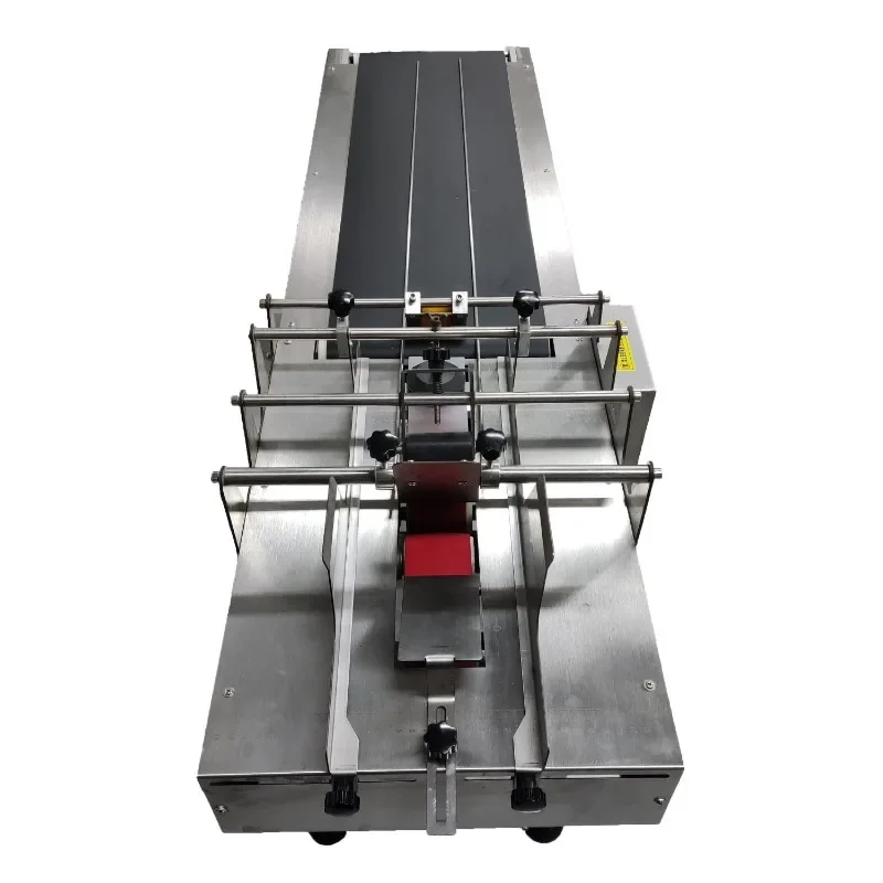 

Friction type semi-automatic bag type card feeding and paging machine for conveyor belt