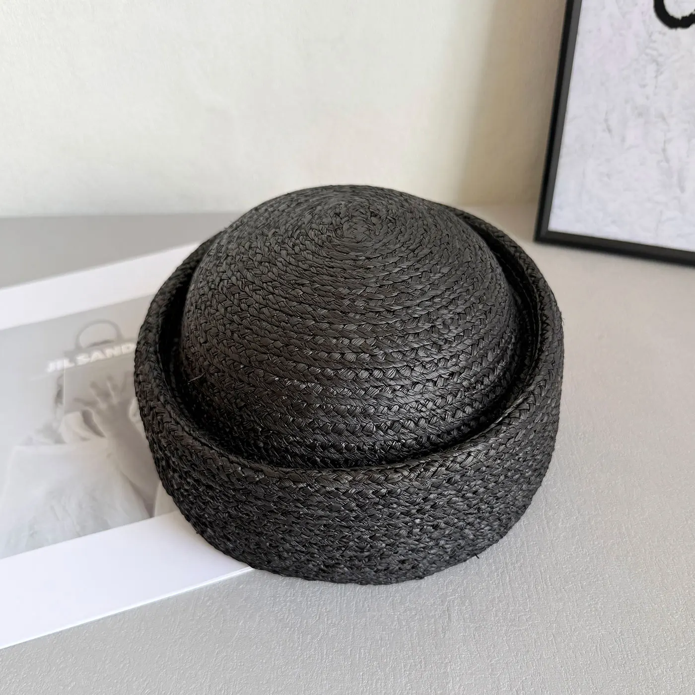 nuovo-cappello-berretto-da-donna-in-rafia-nero-marrone-cappello-da-sole-da-spiaggia-con-parte-superiore-circolare-concava-stile-british-per-chiesa-casual-sfilate-cappello-da-pittore-fedora