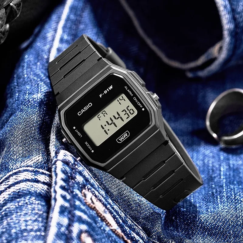 ساعة كاسيو كوارتز للرجال تصميم كلاسيكي مربع 30 متر مقاومة للماء شاشة رقمية ساعات كاجوال للطلاب