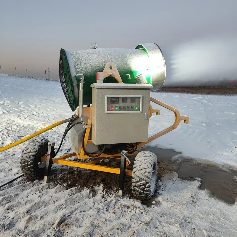 360 Degree Rotation Outdoor Snow Making Machine Ski Field Playground Snow Making Equipment