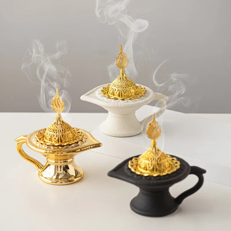 For Middle Eastern Arabian Golden Metal Incense Burner, Mini Handheld Aromatherapy Furnace, Home Decor
