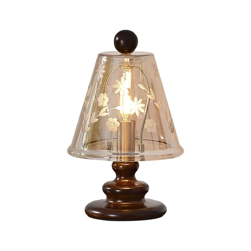 

American retro medieval engraved glass premium desk lamp atmosphere nostalgic gift French study bedroom bedside desk lamp
