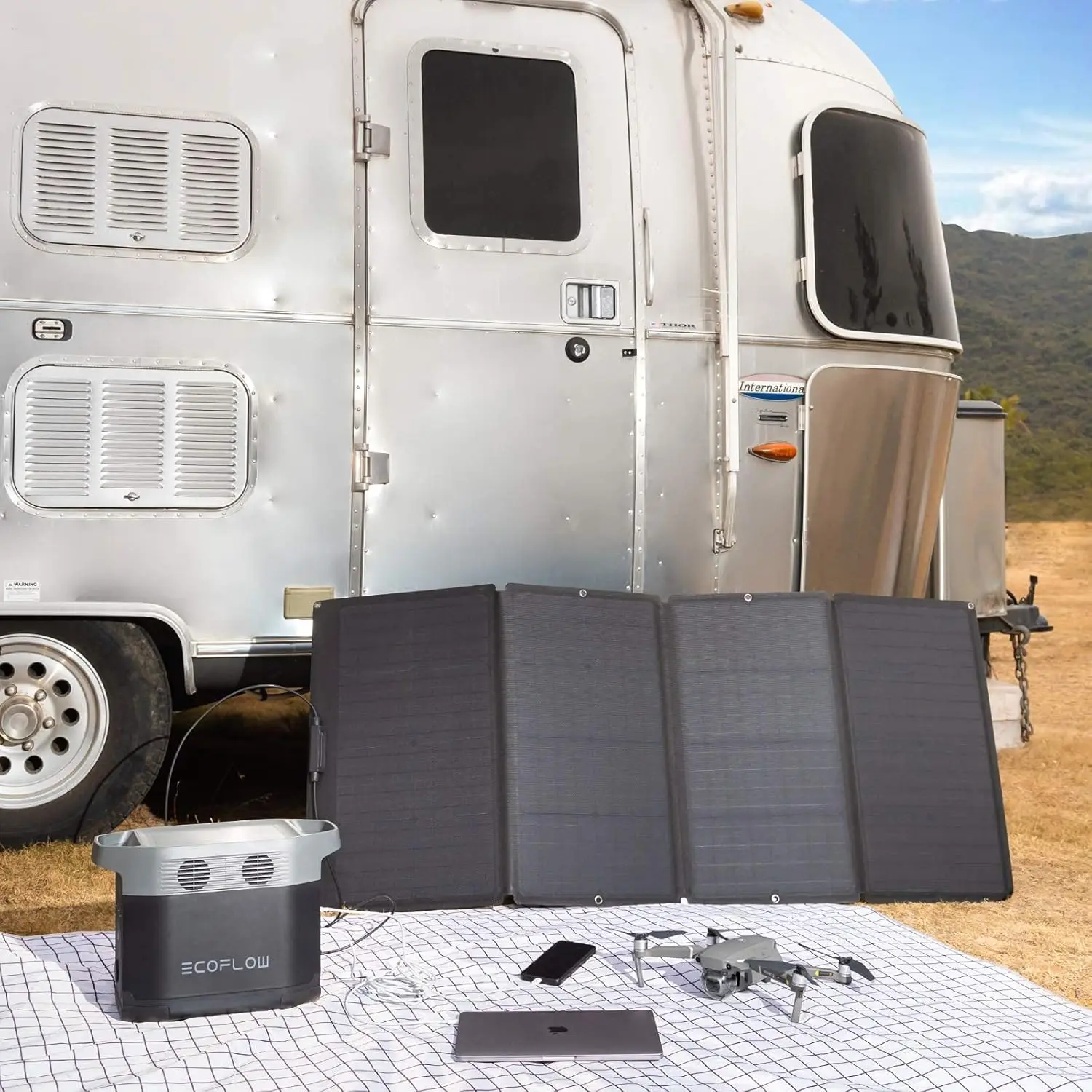 160 Watt Foldable Solar Panel Portable Power Station Adjustable Kickstand Waterproof IP68 Grid for Outdoor Camping RV view 2