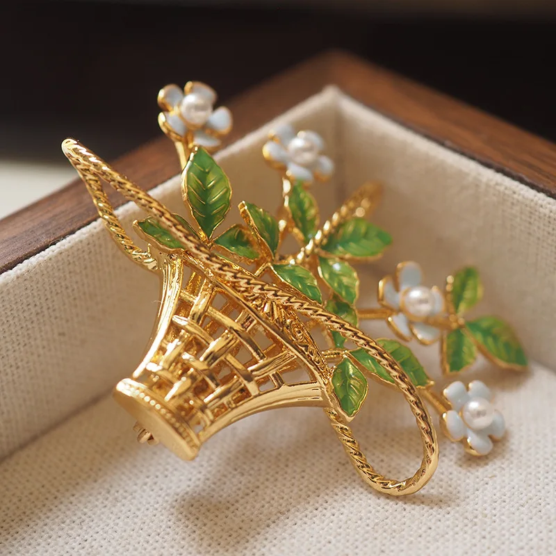 Niche Vintage Flower & Forget-Me-Not Flower Basket Brooch - Pearl Accented Corsage
