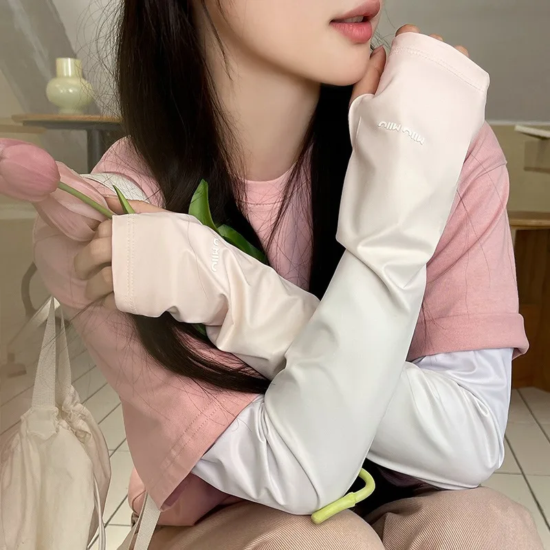 أغطية أكمام فضفاضة من الحرير الجليدي للسيدات بألوان متدرجة للحماية من الشمس أغطية ذراع صيفية عصرية فضفاضة بأكمام ثلجية