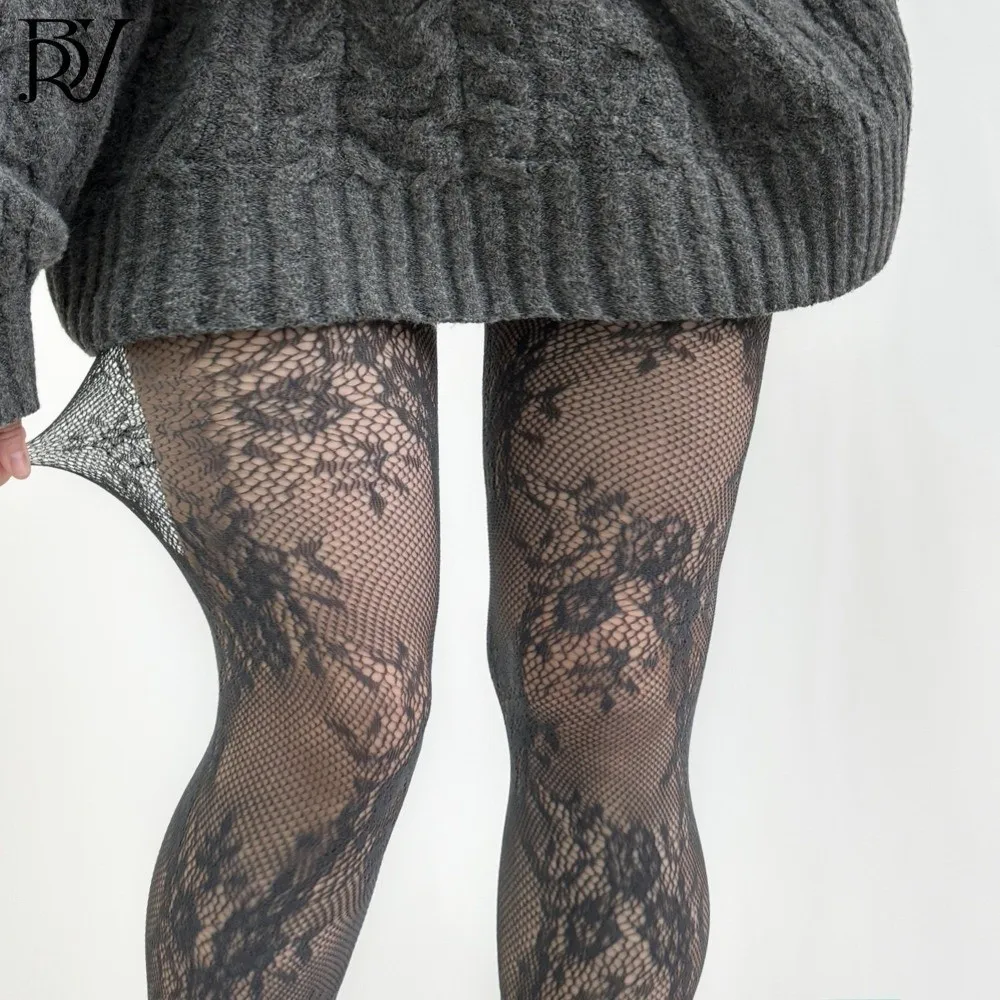 Übergrößen-Netzstrümpfe mit Jacquard-Blumenmuster, Ausgehöhltes Blumenmuster, Modische Spitzenstrümpfe – Detail 8