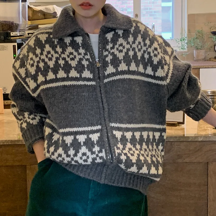 

Женский свитер на молнии, повседневный свитер с цветочной вышивкой, цветная блузка, свободная трикотажная верхняя одежда, топ, корейский тренд, зима 2023 г.