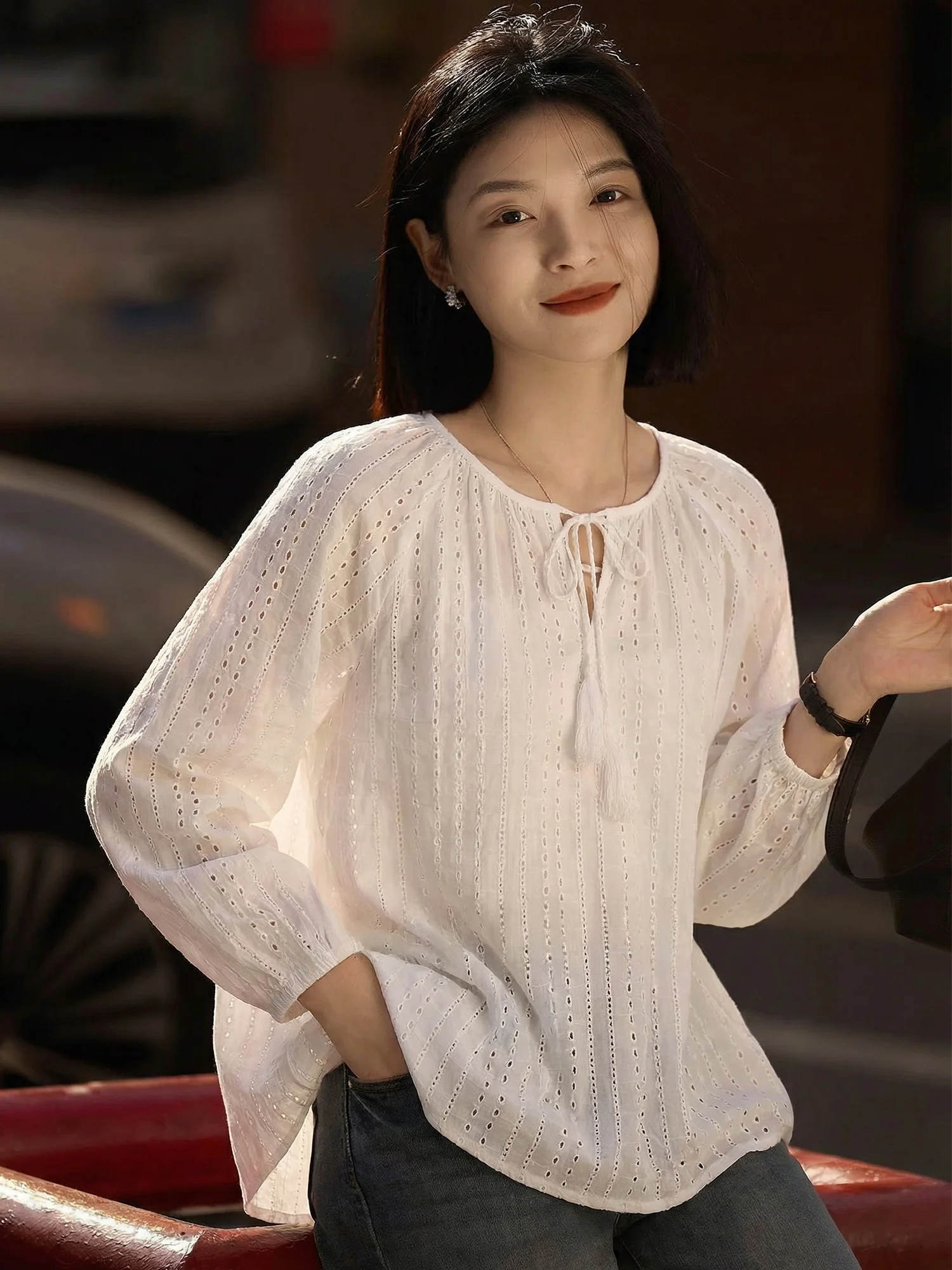 

Ele Long Sve round Ne Lace Trim Cotton irt for Women Breathable Comfortable Loose Fit Embroidered Spring Top