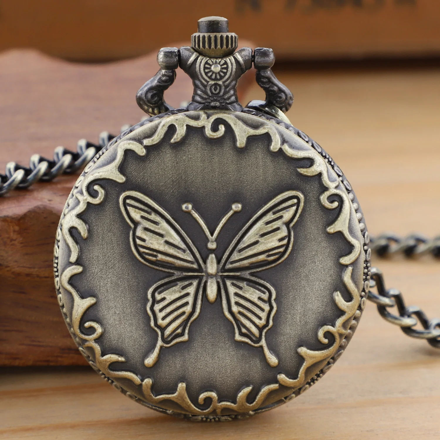 ريترو كوارتز ساعة الجيب فراشة نمط خمر ساعات الجيب على مدار الساعة للرجال النساء مع سلسلة فوب مجوهرات اكسسوارات هدايا