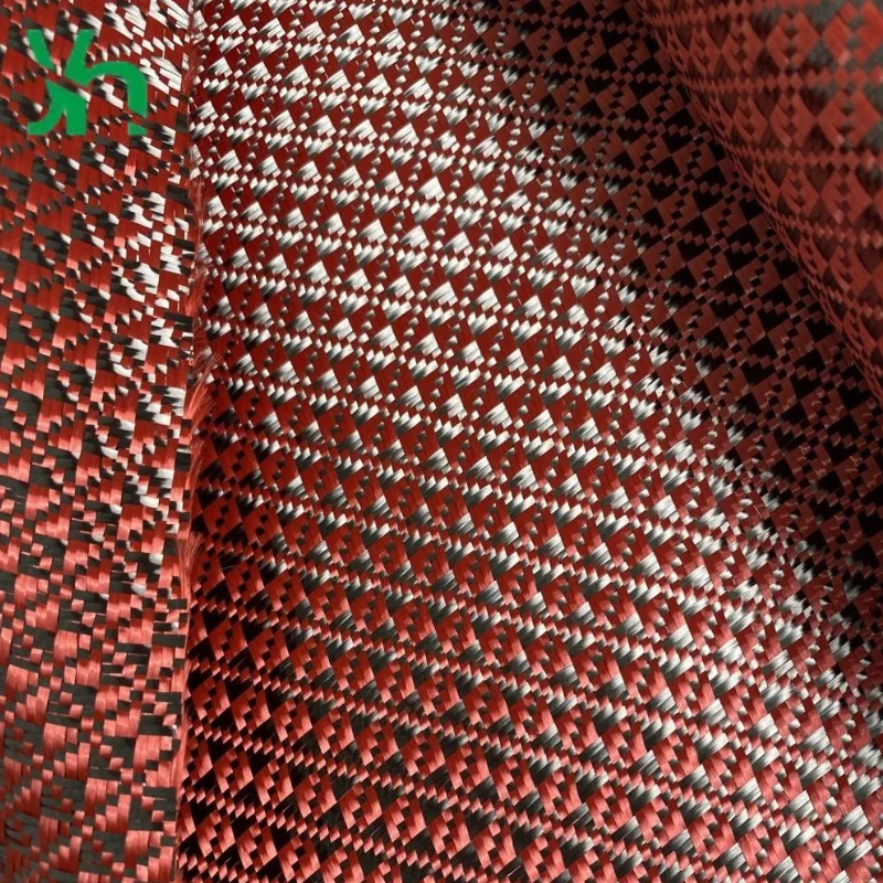 قماش من ألياف الكربون عالي القوة 3K 240GSM باللون الأحمر والأسود لقطع غيار السيارات والفضاء والحرف اليدوية