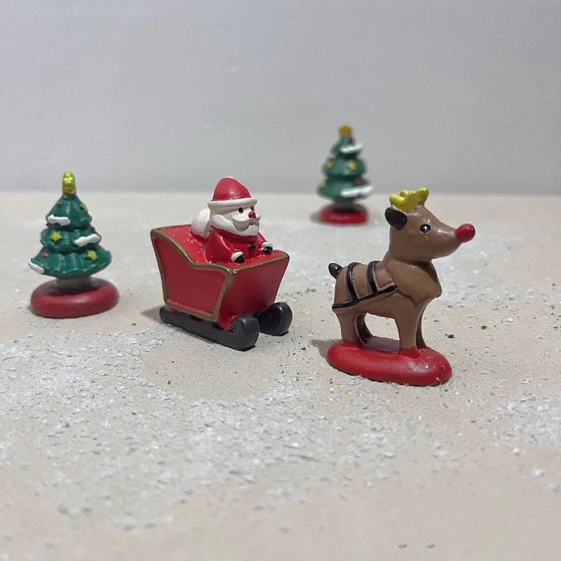 Emulation Miniature Santa Claus Tree Deer Cart Micro Scenery Sand Table Model Props Decoration Ornaments