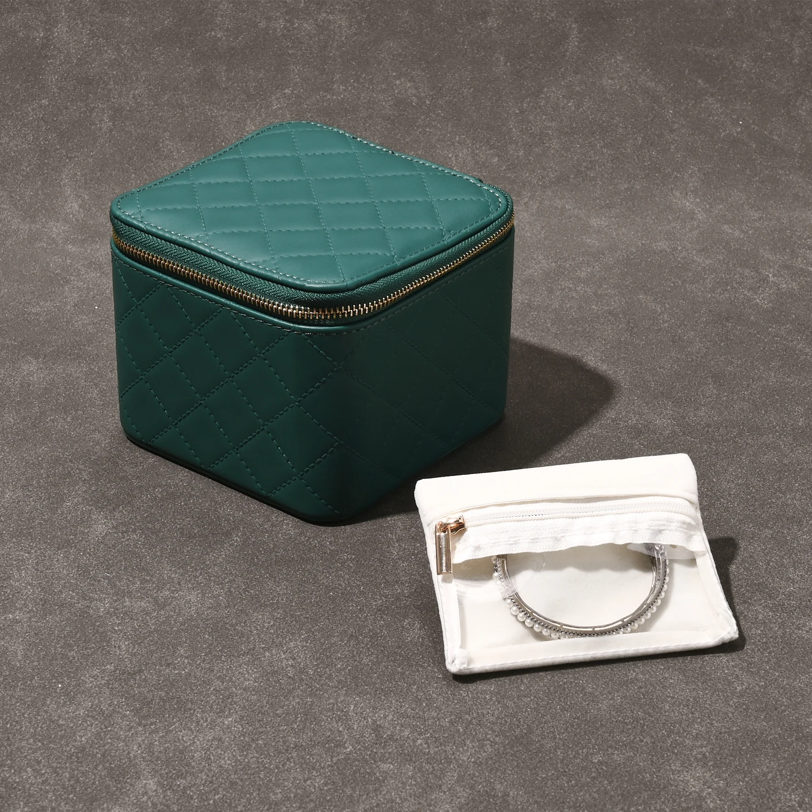 Сумка для хранения ювелирных изделий Oirlv: портативный органайзер с несколькими маленькими мешочками для ожерелья, серег, браслетов, идеально подходит для путешествий