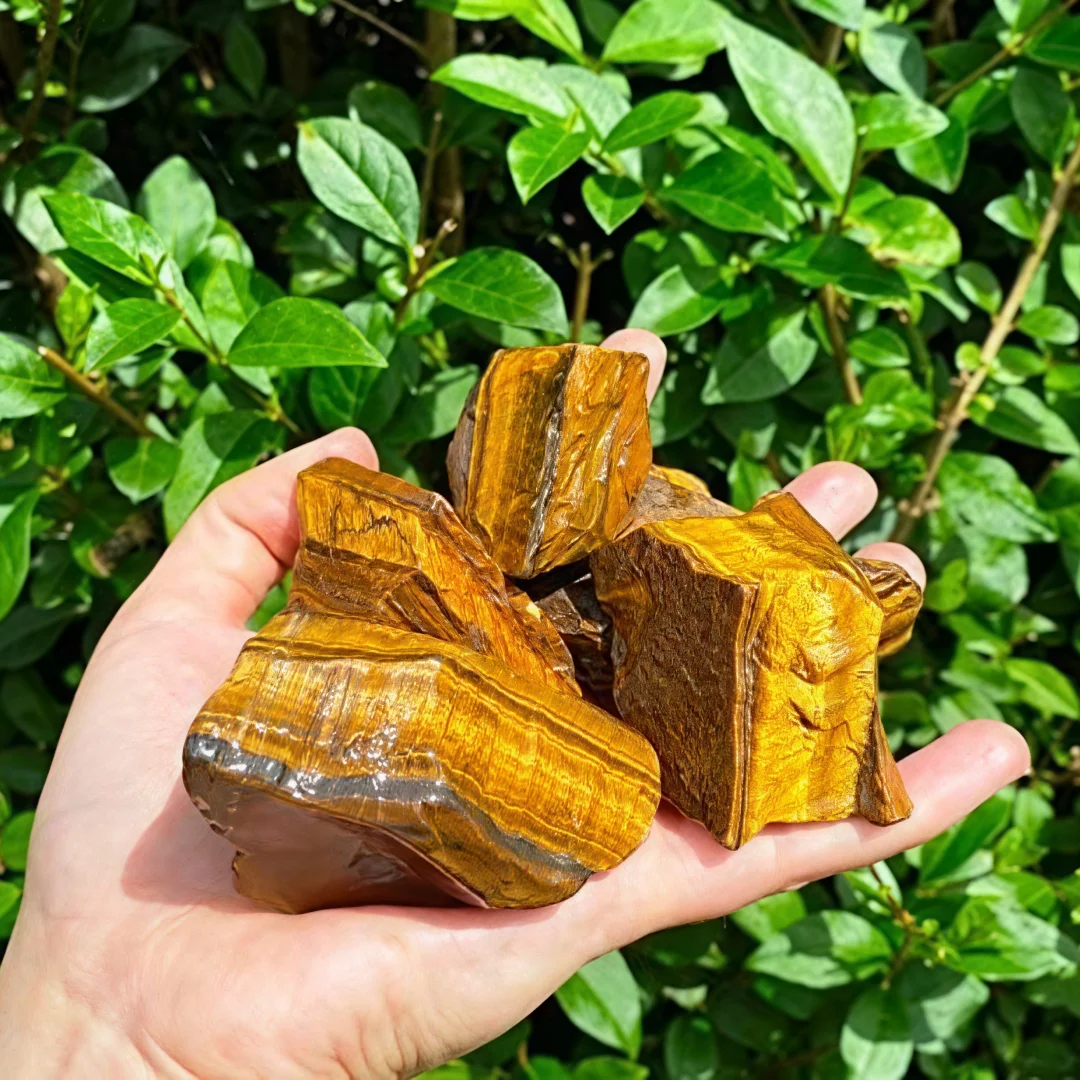 Pierre de cristal naturelle brute Œil de tigre, Gemme brute Œil de tigre, Roches Œil de tigre dorées pour la guérison par les cristaux, la méditation et le Reiki