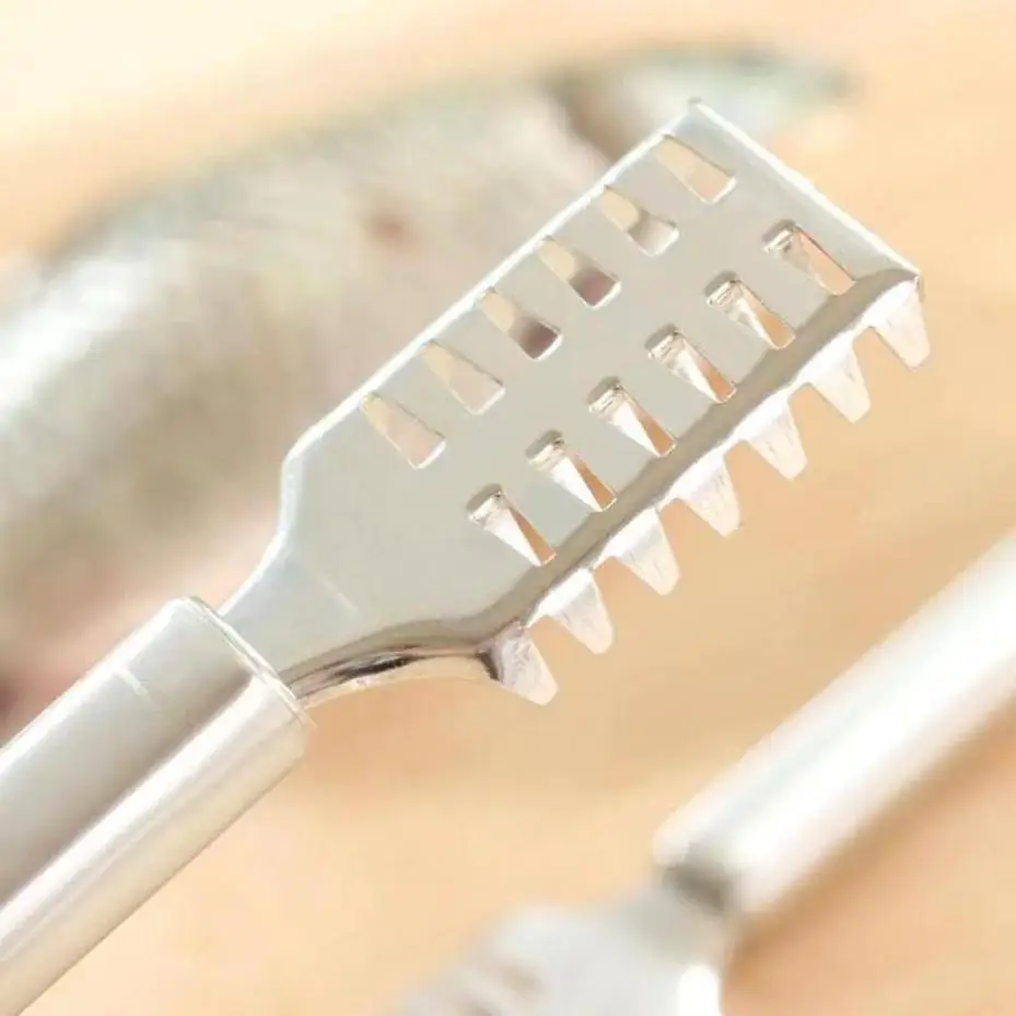 1 Pcs Stainless Steel Fish Scale Scraper Kitchen Artifact 2-in-1 Shrimp Thread Knife Intestines Fish Scale Scraper