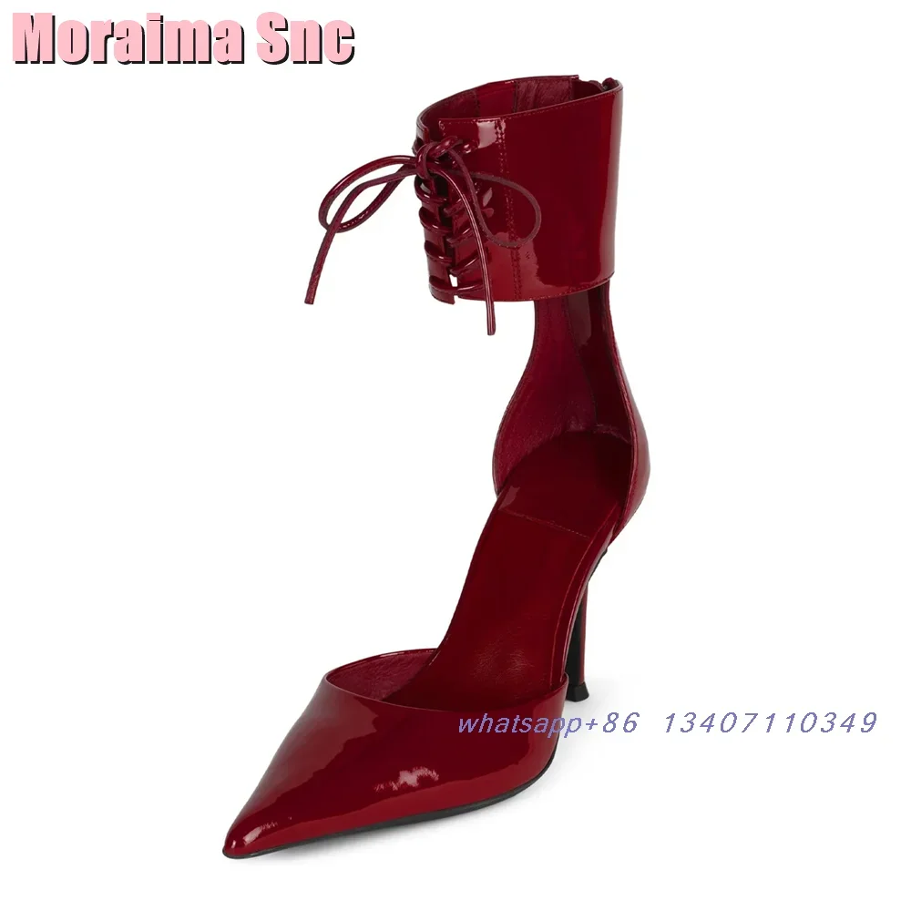 

Сандалии на шнуровке с острым носком и каблуком до щиколотки, пикантная бордовая однотонная женская обувь из лакированной кожи на высоком каблуке-шпильке, лето 2026