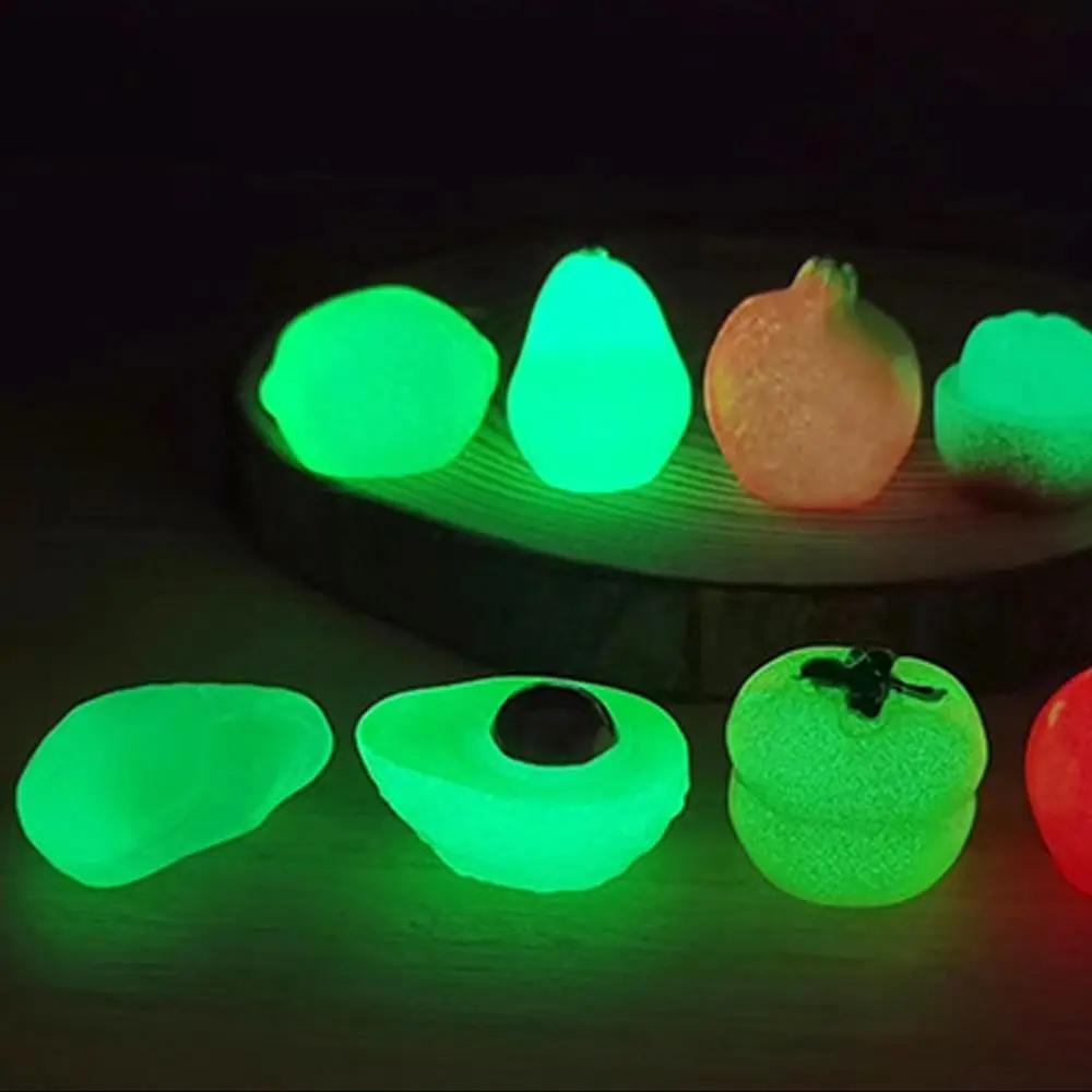 Śliczne symulacje świecące owoce Mini rękodzieło sztuczne owoce realistyczne DIY Decor figurki owoców miniatury