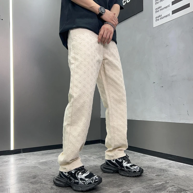 Pantalones vaqueros holgados blancos cremosos para hombre, pantalones casuales rectos de pierna ancha, moda urbana bordada, tendencia de hip-hop, estilo coreano