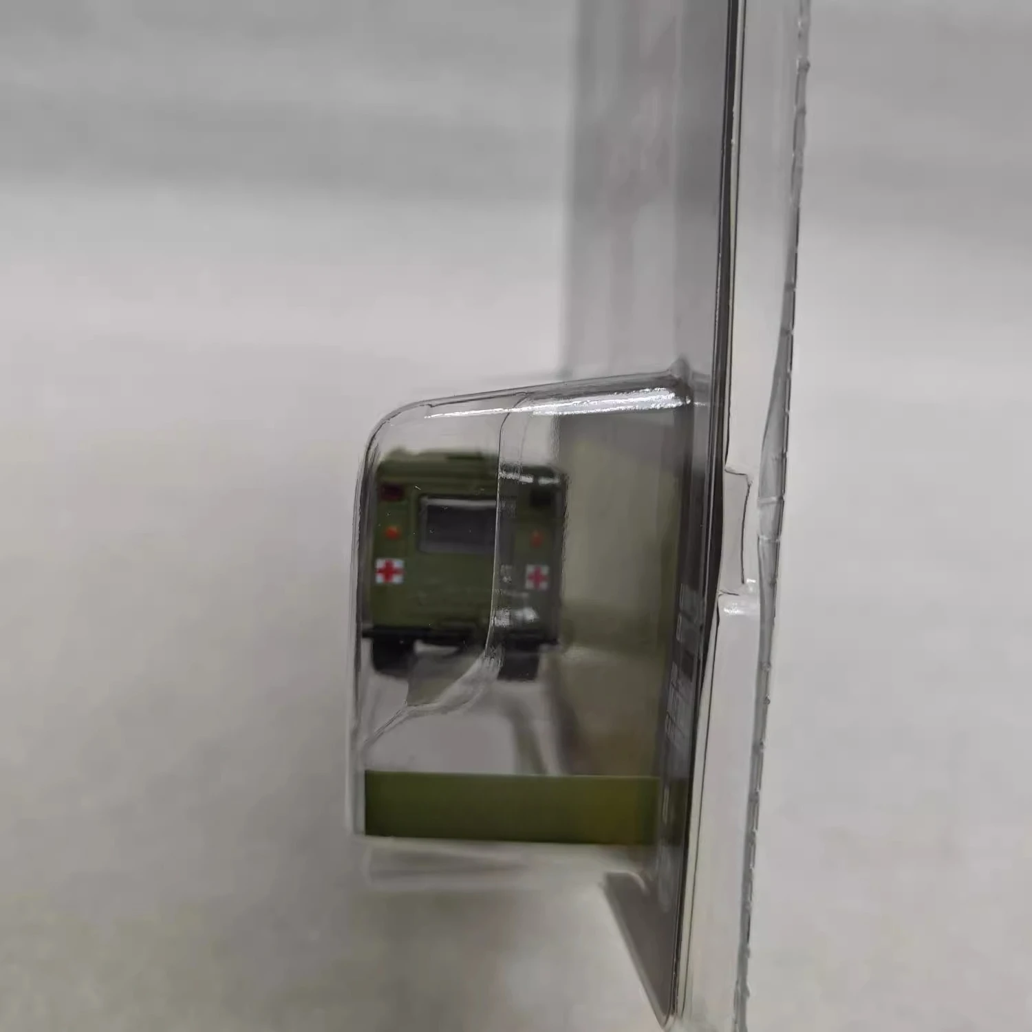 1:64 1976 DJ-5 veicolo medico alta simulazione pressofuso auto in lega di metallo modello decorazione auto display regali di raccolta