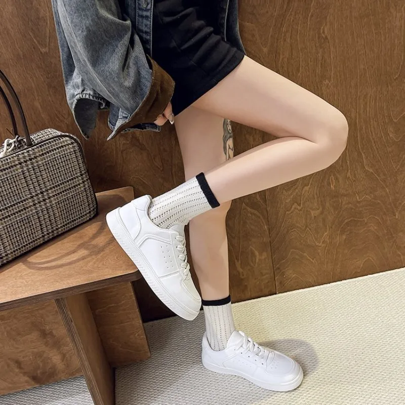 2026 new solid color lace-up flat shoes women's shoes outdoor activities breathable with small white shoes view 4