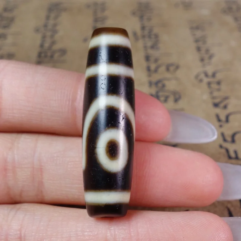 

Himalayan Tibetan DZI Beads Old Agate Lucky 2 Eye Totem Amulet Pendant GZI #3693