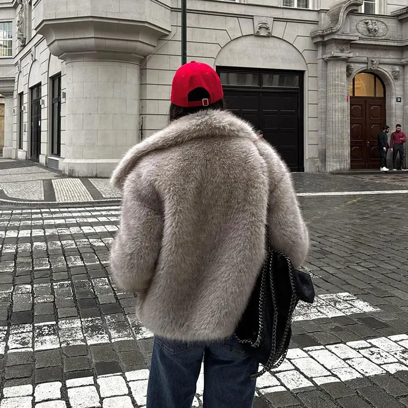 Abrigo de piel sintética para mujer, chaqueta mullida de felpa para mujer, novedad en prendas de vestir exteriores, abrigos de mezcla de lana blanco, rojo, gris y negro, Otoño e Invierno