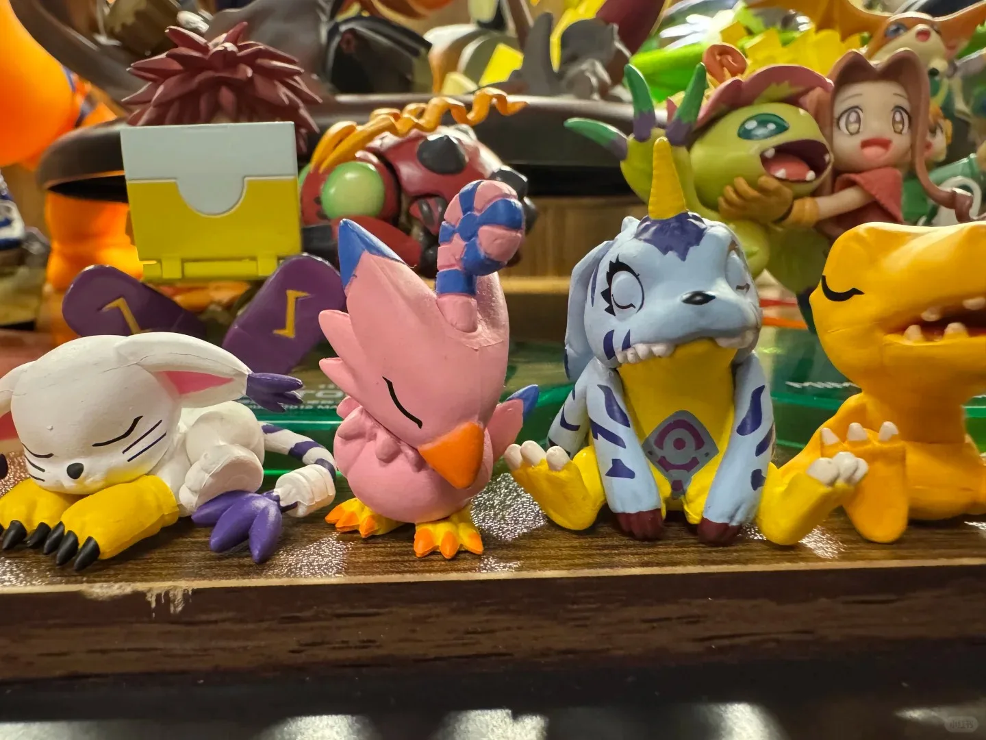 Genuine Bandai Gashapon Digimon Adventure Oyasumi-Tai Sleeping Pose Mini Figure Set Agumon Gabumon Patamon & Gatomon view 4