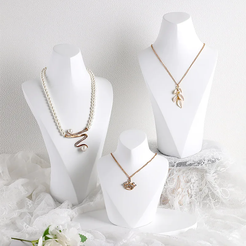 

White Resin Wholesale Handmade Custom Display Bust Mannequin Custom Necklace Display Necklace Leather Display Stands
