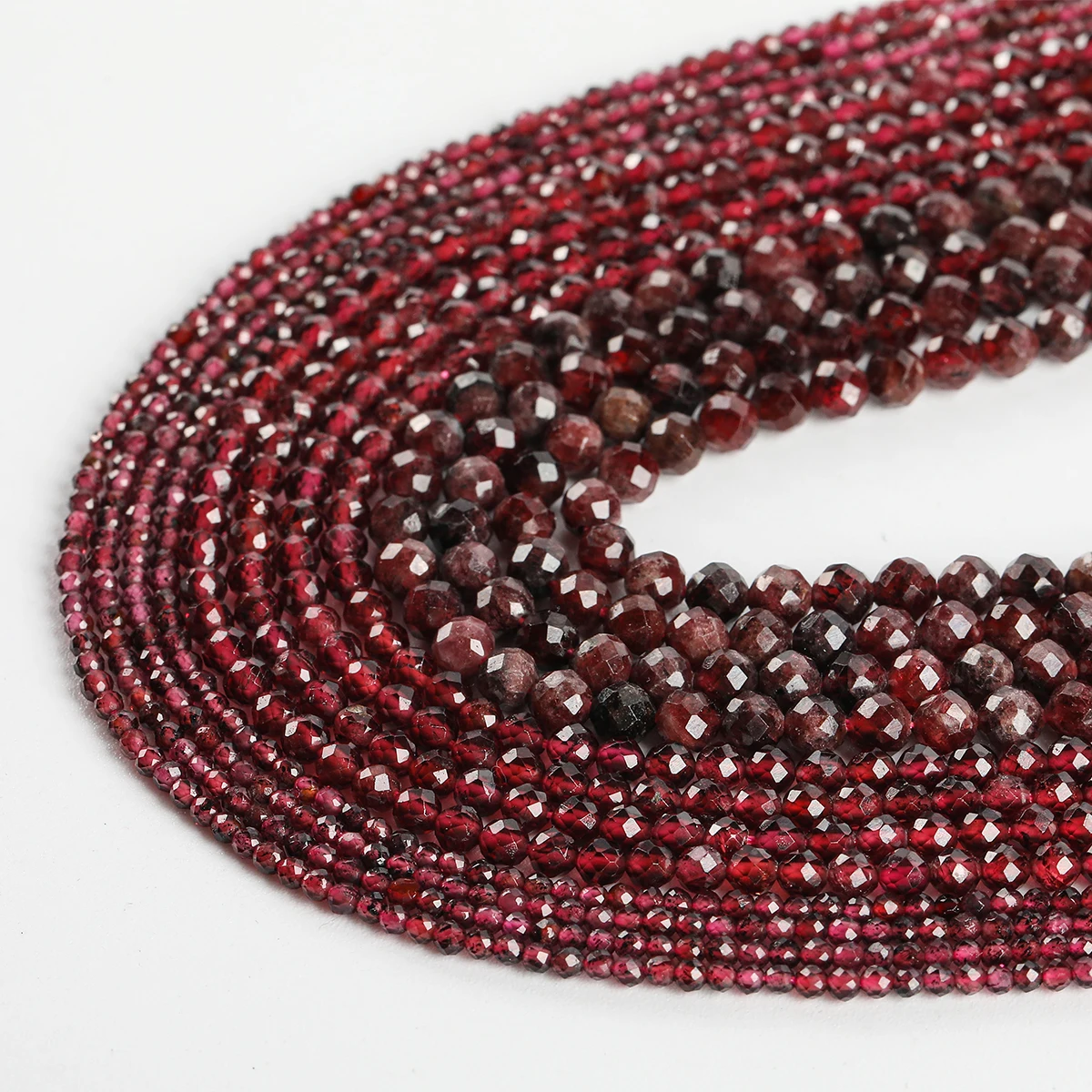 Cuentas facetadas de granate rojo vino de piedra Natural de 2, 3 y 4mm, espaciador suelto, cuentas pequeñas para fabricación de joyería, accesorios para pulseras y collares DIY