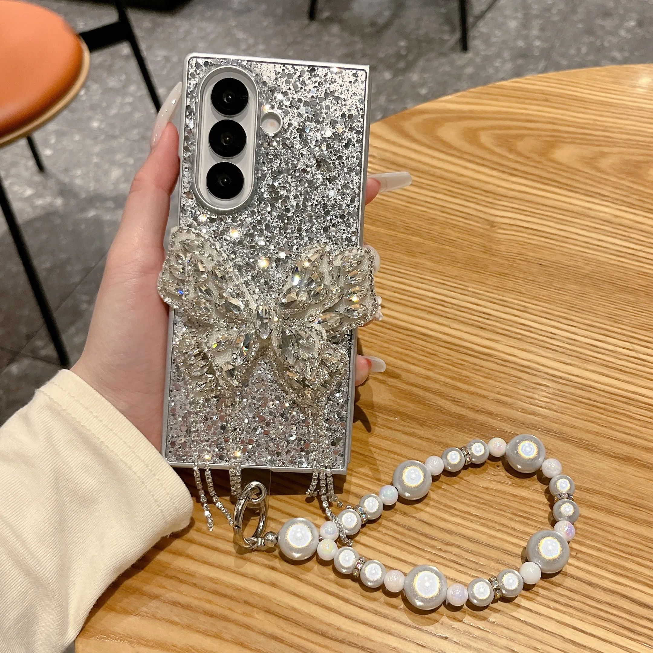 

Luxury 3D Sparkling Butterfly Phone Case for Samsung Z Fold 7 4 5 6 3 Shockproof Protective Case Accessories Bracelet Lanyard