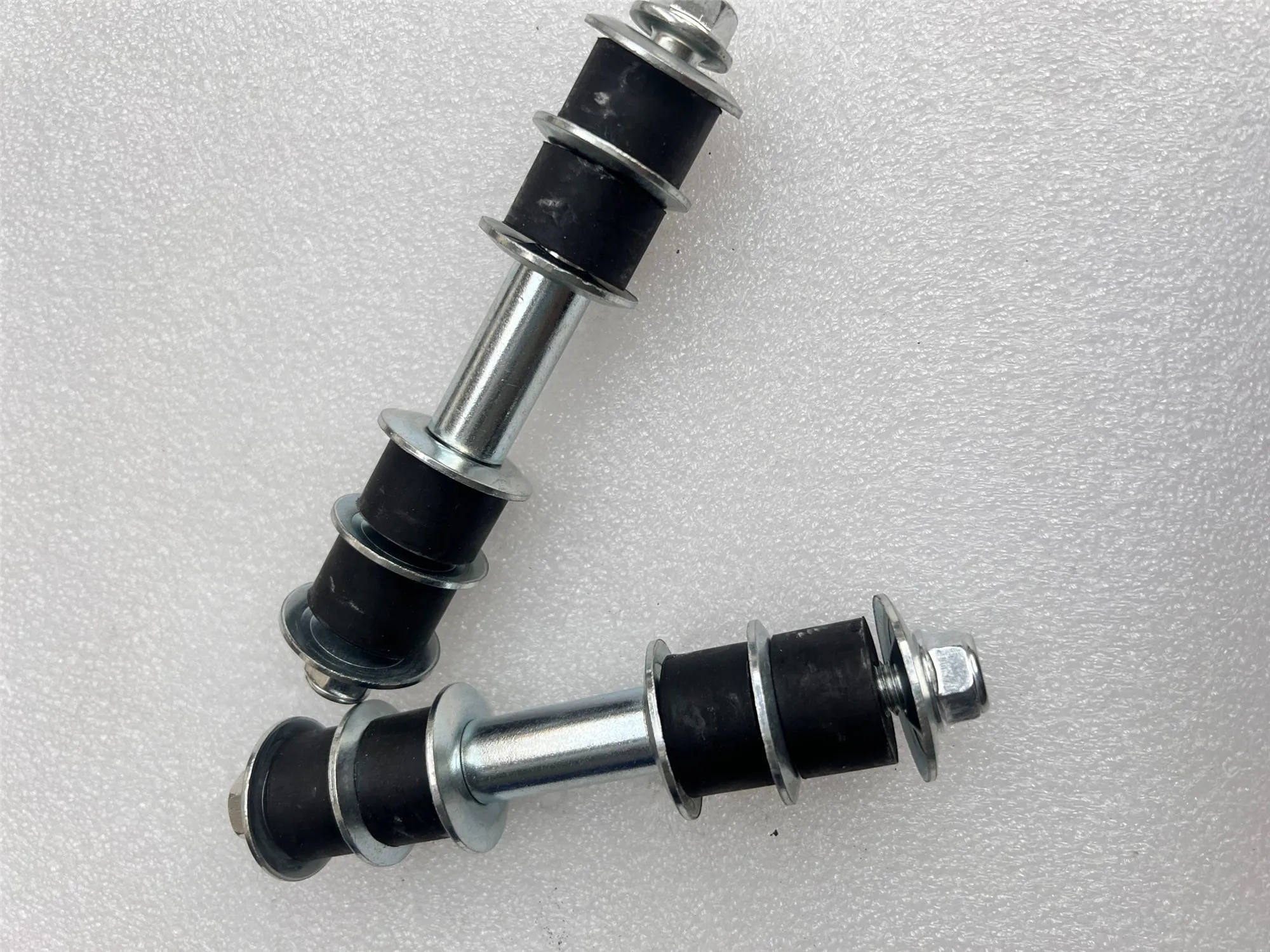 Applicable To: BJ40 BJ40L Front Stabilizer Bar Small link OME: B4017140020AA