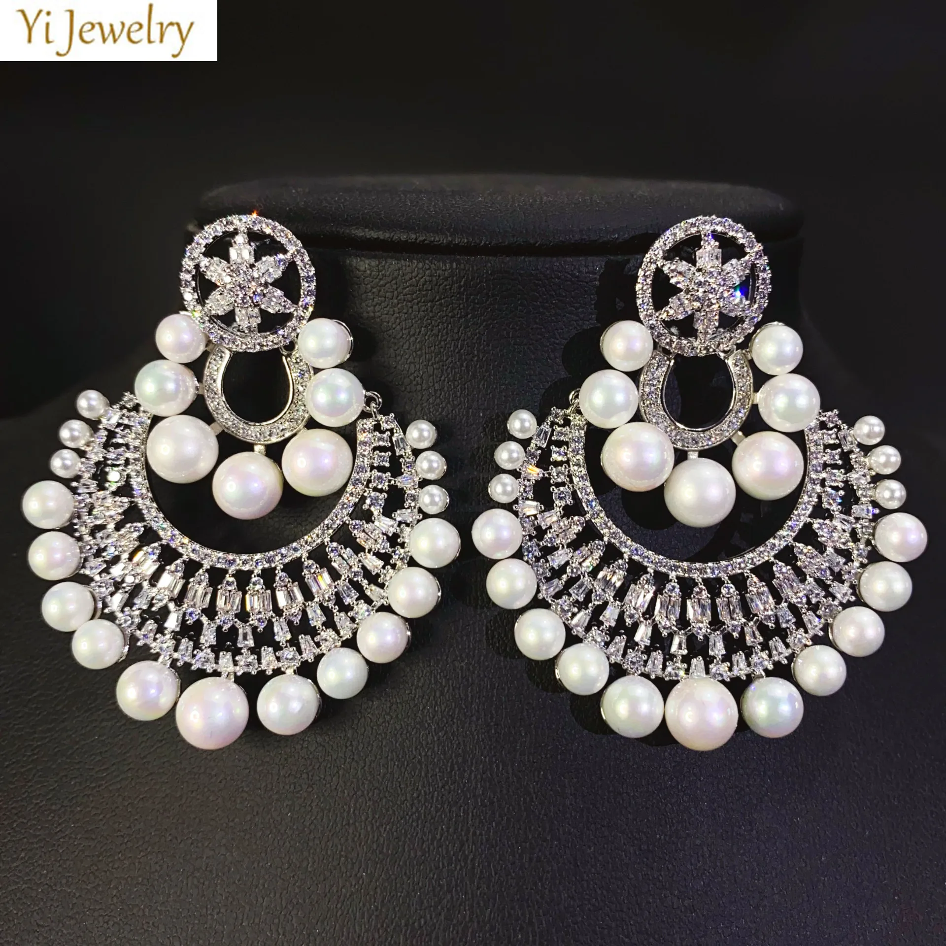 أقراط نسائية كبيرة على شكل مروحة قلادة على شكل قمر لؤلؤ أبيض قطرة سيلر مجوهرات ذهبية اللون أقراط متدلية لحفلات الزفاف والعروس