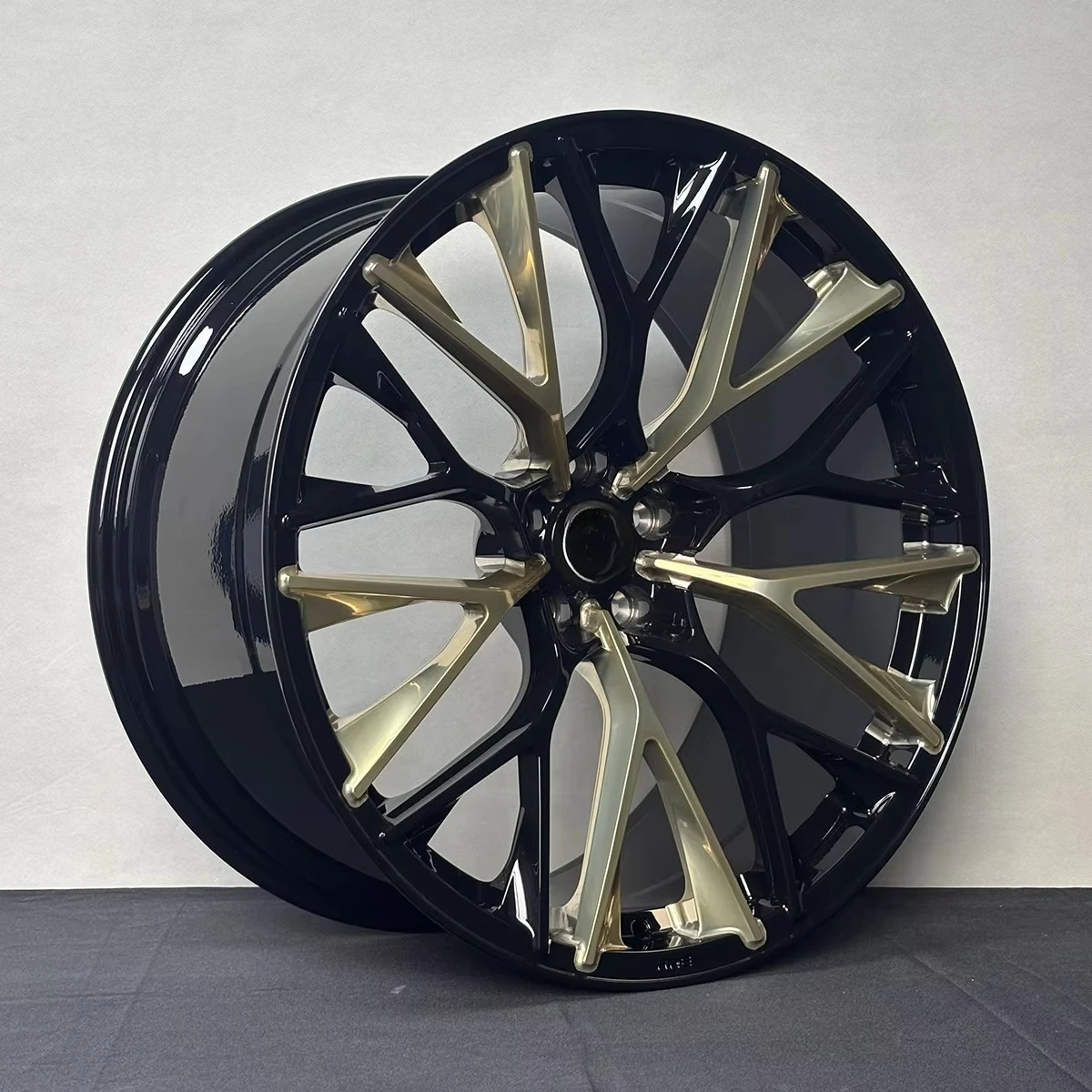 

wo-piece forged aluminum alloy car hub Ultra-light multi-spoke track grade New 40mm 25mm