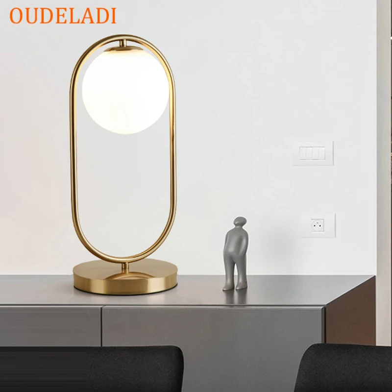 Imagem -04 - Moderno Minimalista Vidro Fosco Led Desk Lamp Metal Base Plate Golden Corpo Abajur Estudo e Quarto de Cama Nordic Art Deco