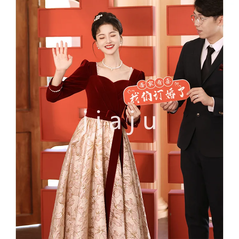 Toast Bride 2024 New Red Wedding Engagement Banquet Evening Dress Long Sleeve Return Casual Dress