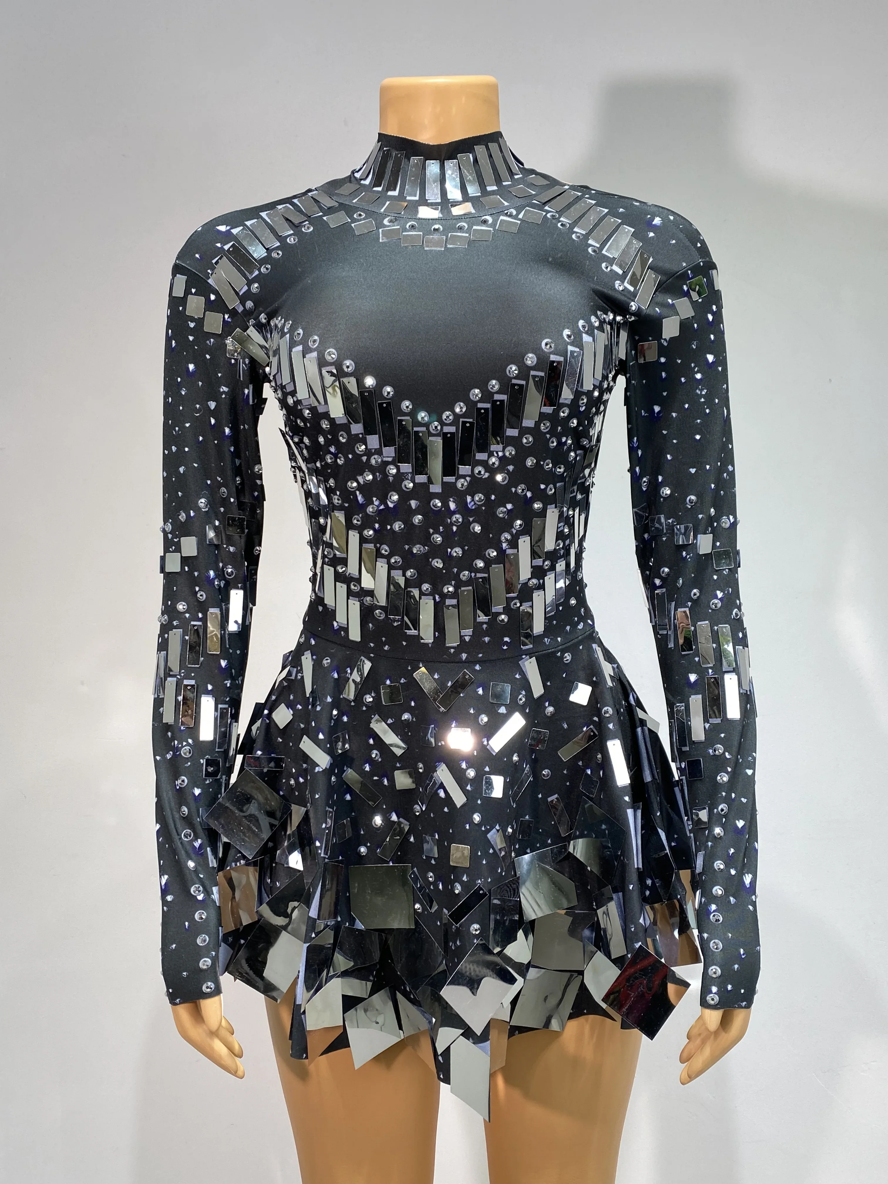 

Вечерний наряд для шоу девушки, роскошный костюм для шоу девушки, роскошный наряд для вечеринки, женское сексуальное мини-платье с длинными рукавами и блестками, роскошный праздник на день рождения