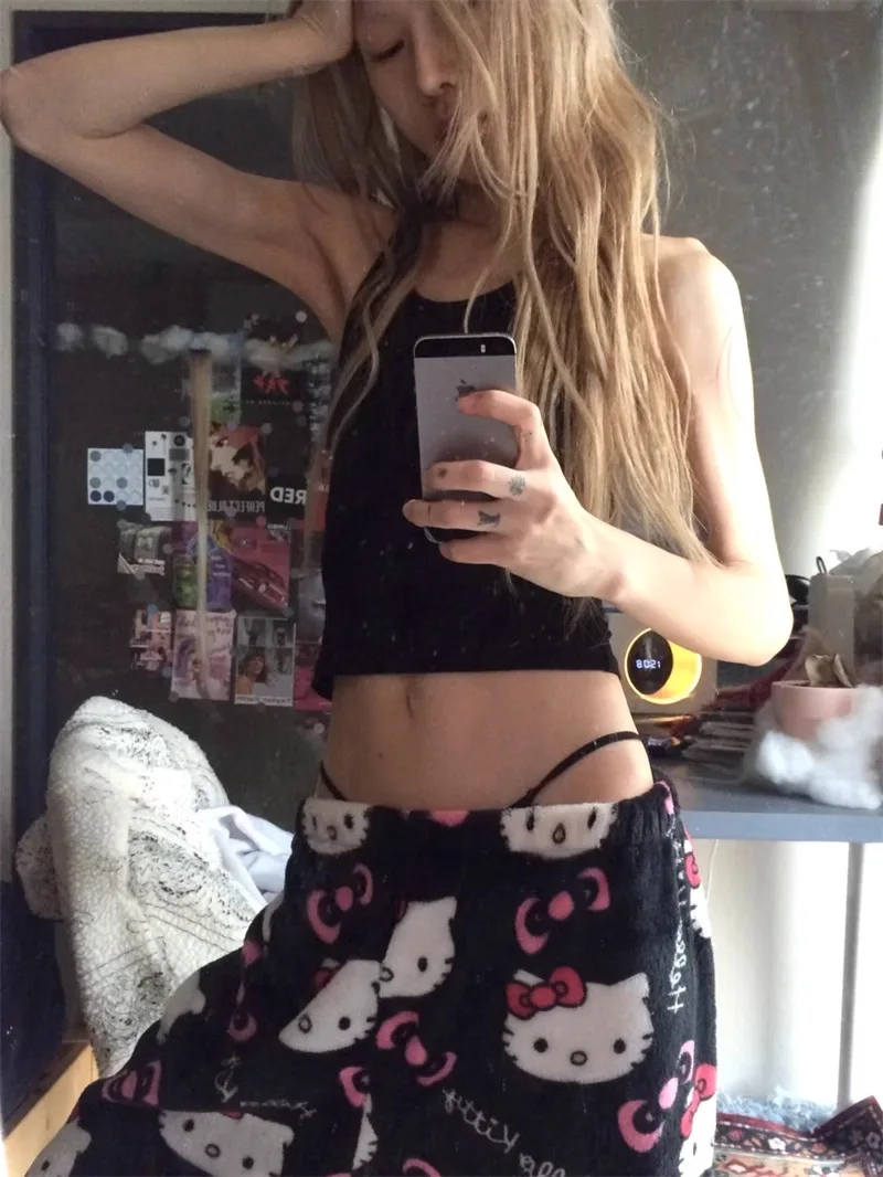 بيجامة هالو كيتي، سميكة للخريف والشتاء، كارتونية، لطيفة، ومناسبة لمجموعات الملابس المنزلية غير الرسمية.