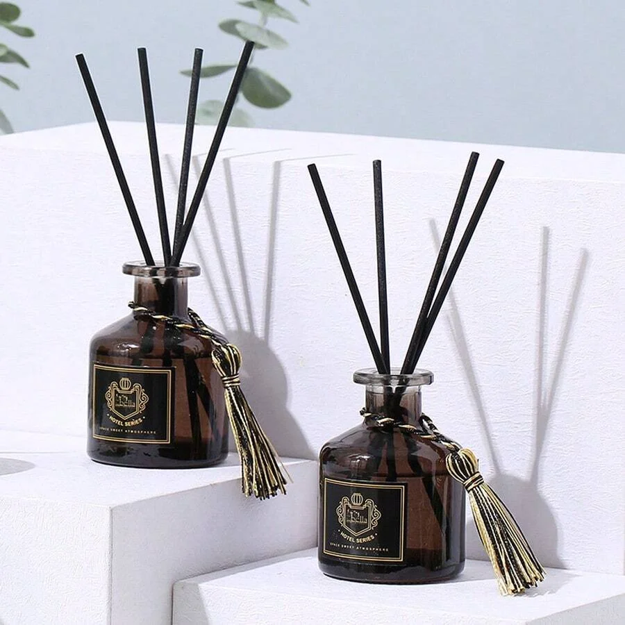 50ml Natural Aromatherapy Set Including 5 Black Vine Volatile Sticks Aromatherapy For Home Bedroom Bathroom Air Freshener Gift B