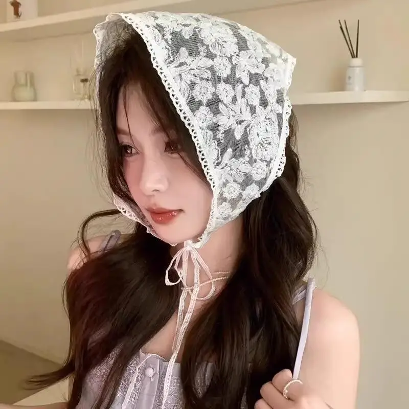 

Triangle Lace Scarf White Sweet Lace Turban Headscarf Women Short Skirt Butt Curtain Travel Photo Headband Hair Accessories
