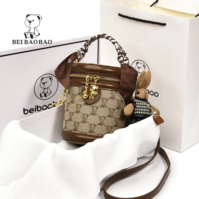 beibaobao 2024 New Water Bucket Bag Small Bag Women\'s Summer Trendy Fashion Crossbody Women\'s Bag Small cylindrical bag