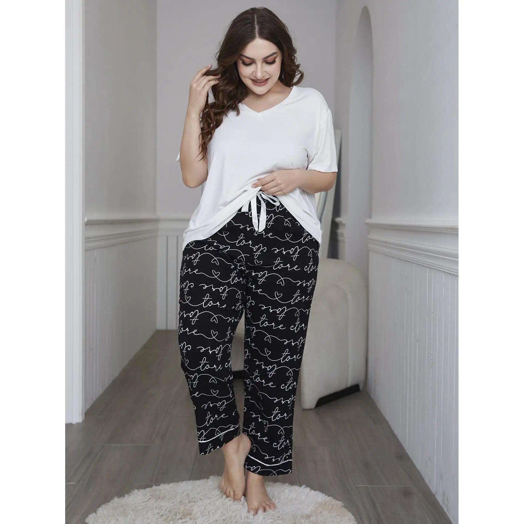 

Large Size Pajamas For Women In Spring And Autumn, 200 Pounds Short Sleeved Long Pants, Home Clothing, Two-Piece Set, Russia