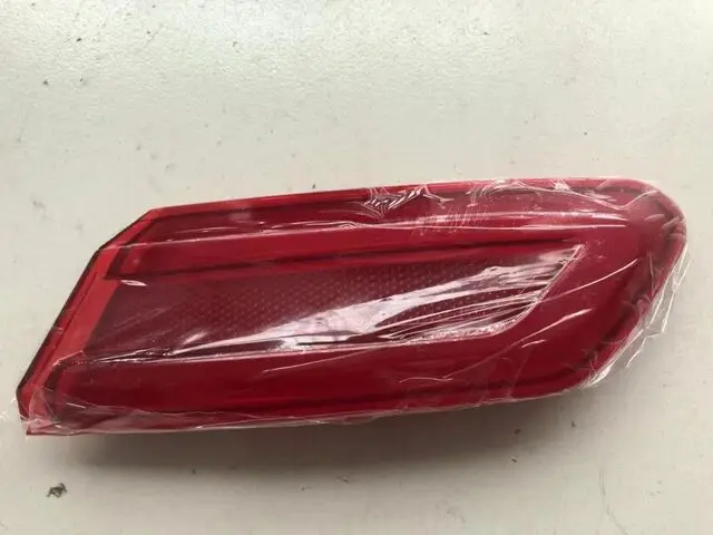 

1pcs 3models Left / right side Rear Bumper reflector for Chinese DONGFENG H30 CROSS Auto car motor parts