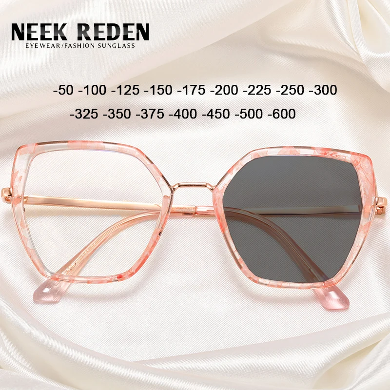 

Pink Leopard Polygon Photochromic Myopia Glasses Women Alloy Spring Leg Tr90 Nearsighted Eyelasses 0 -0.5 -0.5 -1.75 -2.25 -6.0