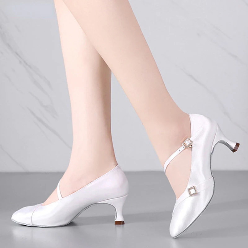 Fashion Women Standard Dance Shoes Soft Outsole Modern Dance Shoes Ladies  White Satin Ballroom Dance Shoe