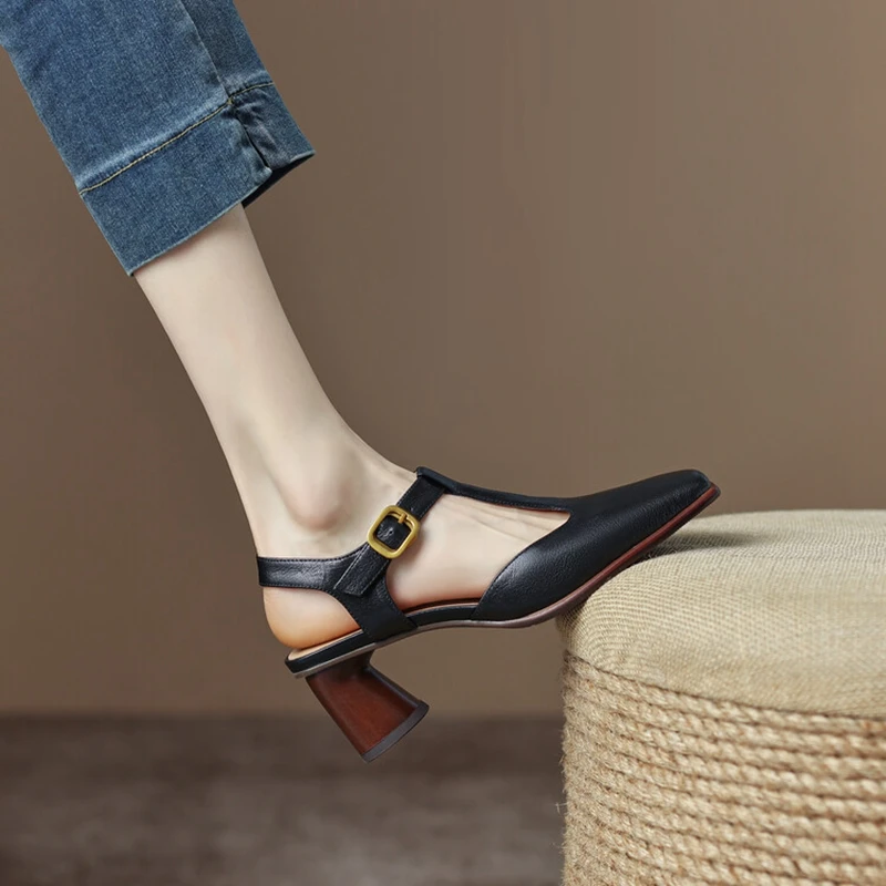 Nowe letnie buty damskie Square Toe Chunky Heel Women Sandały damskie Mary Janes Sheepskin Shoes High Heels Concise Shoes for Women