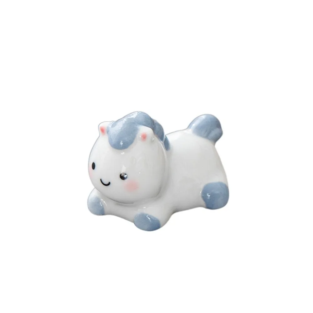 

Easy To Clean Ceramic Horse Chopstick Rest Cartoon Cute Chopsticks Holder Kawaii Table Decor Spoon Rack Holder Sushi Bar