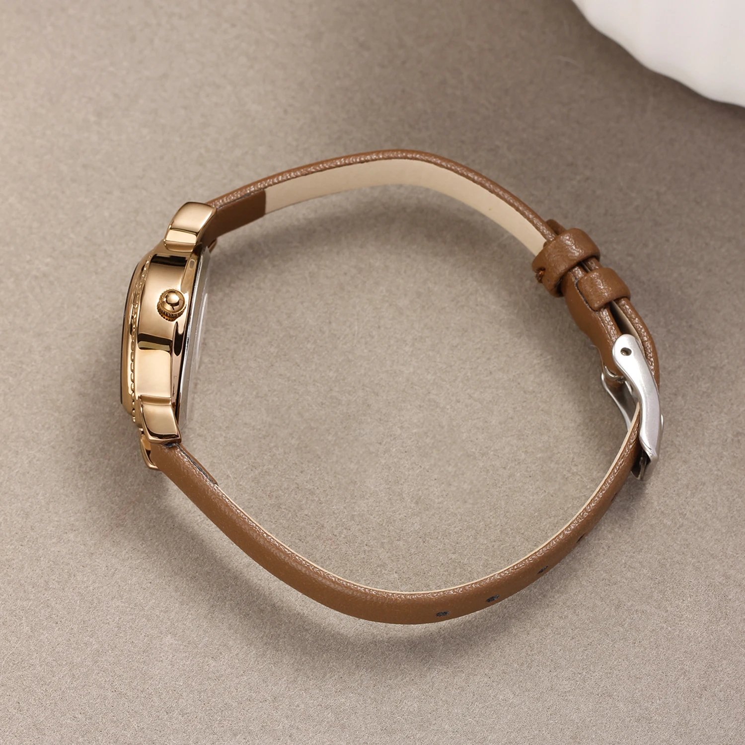 ساعة كلاسيكية أنيقة من Lucky Goddess بمينا صغير وحزام جلدي كوارتز مقاومة للماء للنساء، ساعة للنساء