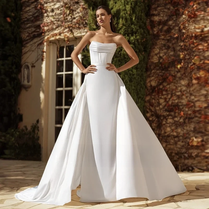 

Mermaid Wedding Dresses with Detachable Train Strapless Sleeveless Pleat Backless Sweep Train Bride Dress Gown for Women