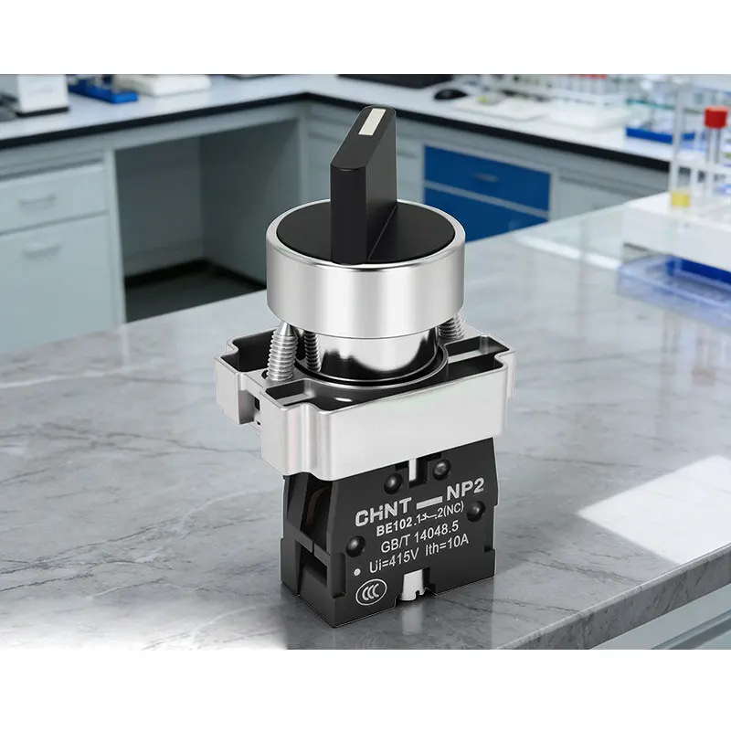 

NP2 Selector Switch 22mm, 2-Position, Latching/Momentary, NO/NC